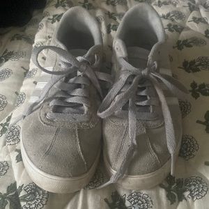 Adidas sneakers, worn a few times but still in great shape!